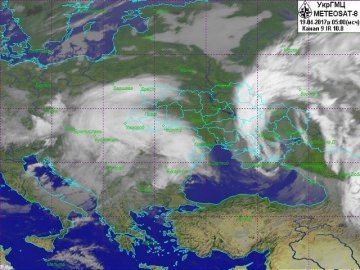Україну «затисло» між двома циклонами: невтішний прогноз