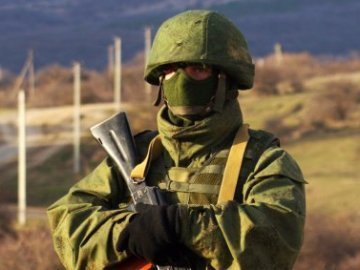 Росія посилює війська на кордоні окупованого Криму 