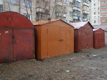 У Луцьку на місці самовільно встановлених гаражів збудують дитячий майданчик