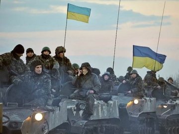 За ніч бойовики тричі провокували українських військових