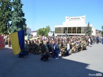 Слава навіки: у Луцьку вшанували загиблих на Сході бійців. ФОТО