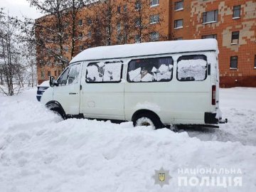 На Рівненщині п'яний водій шкільного автобуса перевозив дітей