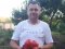 Ректор волинського вишу виростив гігантські помідори. ФОТО