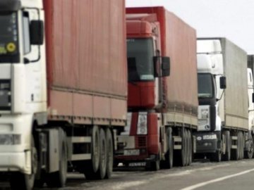 Російські вантажівки зможуть їздити через Волинь