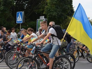 У Луцьку відбувся патріотичний велопробіг. ФОТО