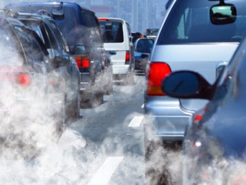 Забруднення повітря у Луцьку: три з семи показників перевищили норму