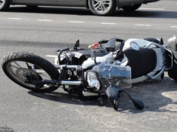 Їздив без шолома: на Волині госпіталізували травмованого мотоцикліста