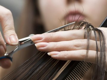 Яке свято 27 лютого та чому сьогодні не можна стригти волосся: традиції, прикмети, заборони