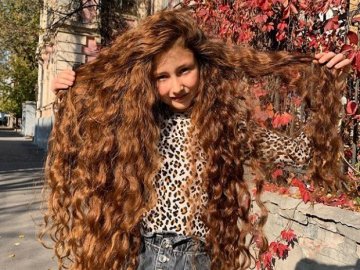 10-річна харків'янка пожертвувала своє волосся для хворої дитини