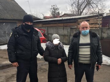Була в розшуку з 2016 року: на Чернігівщині затримали жінку, яка вкрала гроші у волинянина 