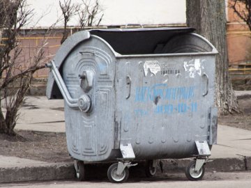 Волинянин може «сісти» на 6 років за крадіжку сміттєвого баку