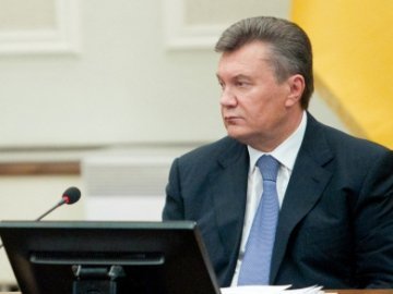 Янукович дав зрозуміти, що відставки уряду Азарова не буде