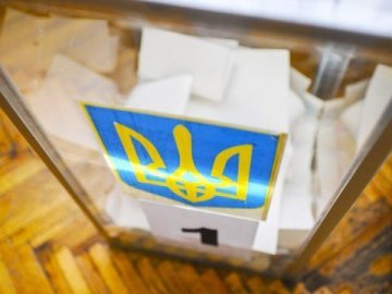 Відомі українські письменники зробили заяву щодо партії Порошенка 