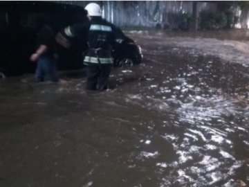 Потоп у Вінниці: злива паралізувала місто