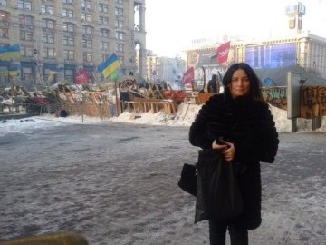 Відома волинська співачка побувала на Євромайдані. ФОТО