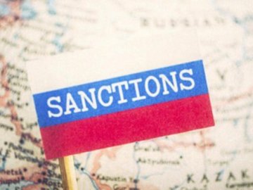Порошенко, Вакарчук, Луценко: Росія ввела санкції проти українців