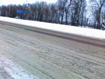Волинський депутат хоче на зиму перекривати дороги