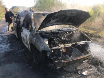 Молодик, який на Волині підпалив автомобіль з краденою деревиною, – фігурант іншого злочину. ВІДЕО 