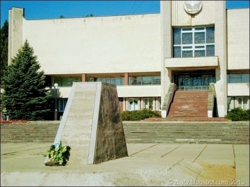 За рік у Луцьку обіцяють таки поставити пам’ятник Бандері