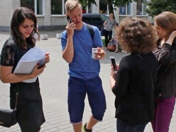 Сік замість цигарок: у Володимирі пропагували здоровий спосіб життя