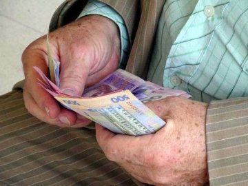 Хто з українців має право йти на пенсію в 50 років і раніше