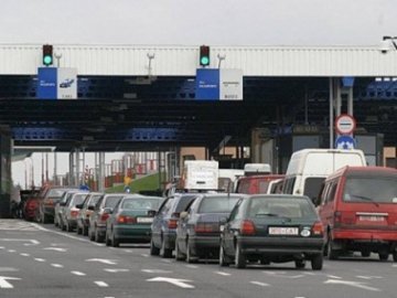 На кордоні з Польщею – черги автівок