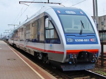 «Укрзалізницю» проситимуть повернути поїзд, який їздив до Польщі через Волинь