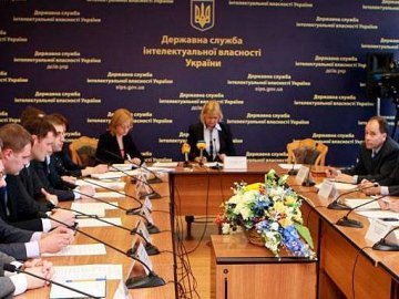В Україні ліквідували Держслужбу інтелектуальної власності