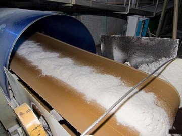 В Україні стали виготовляти у шість разів більше цукру