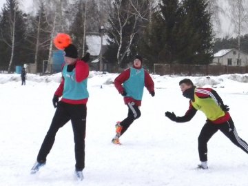Як молодь і юніори «Волині» у сніговий футбол грали. ФОТО