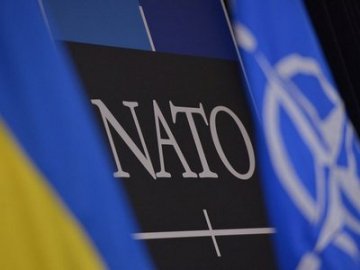 В НАТО дали Україні три місяці на реформу в оборонній сфері