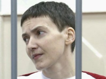 Савченко частково припинила голодування, - адвокат
