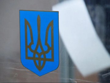 Хто перемагає на виборах президента України: результати всіх екзит-полів