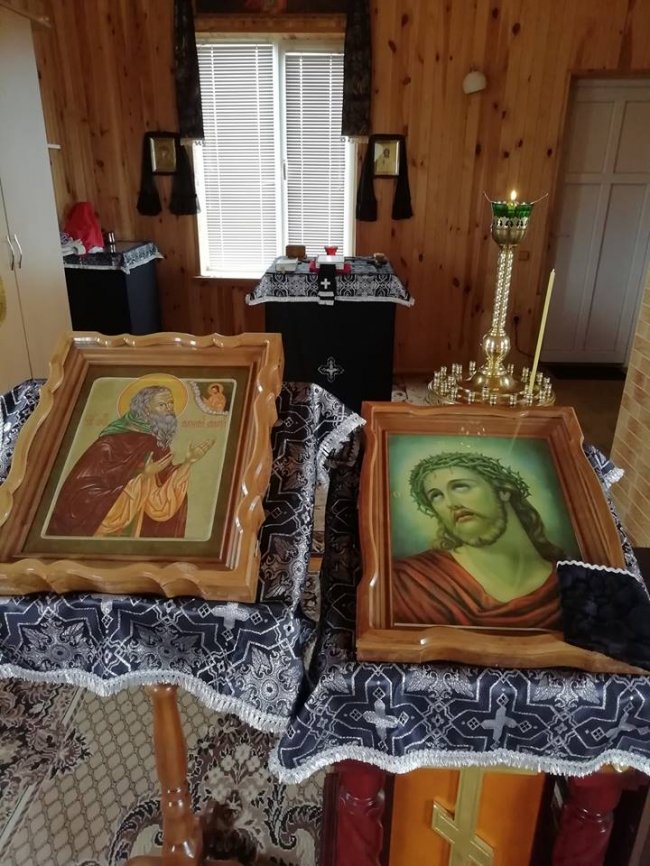 У село біля Луцька привезли чудотворні ікони з Афону