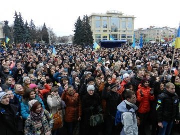 Відбулися перші зйомки «Майдан: усна історія» у Луцьку. ВІДЕО