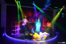 У луцькому «Промені» відкрили караоке.ФОТО