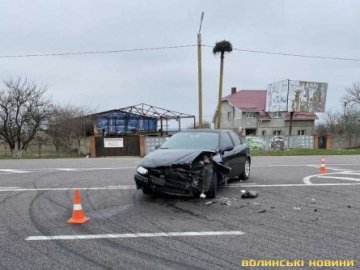 Під Луцьком – аварія за участю двох автомобілів. ФОТО