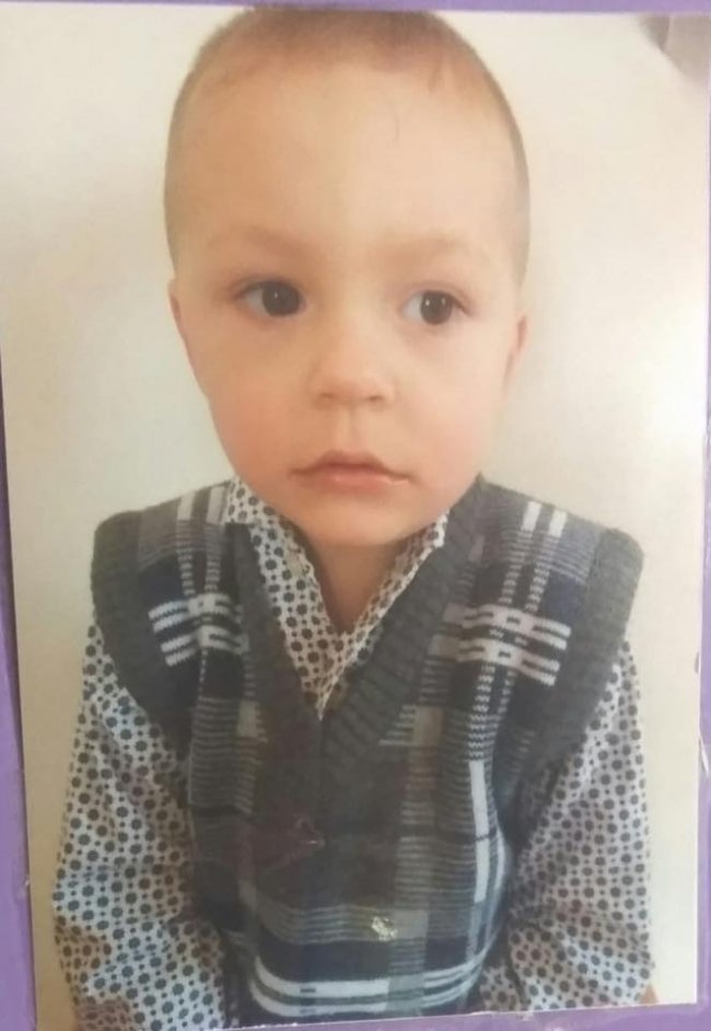 Вийшов з дитсадка і зник: у Луцьку загубився 4-річний хлопчик. ФОТО