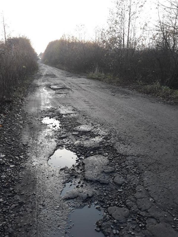 Любешів: мешканці району нарікають на бездоріжжя. ФОТО