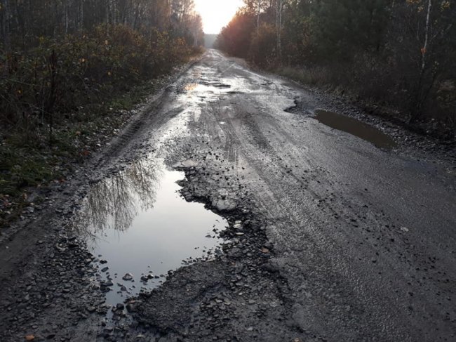 Любешів: мешканці району нарікають на бездоріжжя. ФОТО