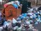 Лучани нарікають на бруд біля сміттєвих контейнерів