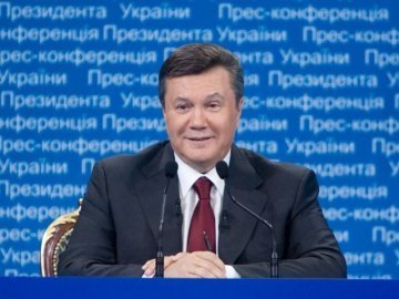 Янукович «втік» від журналістів