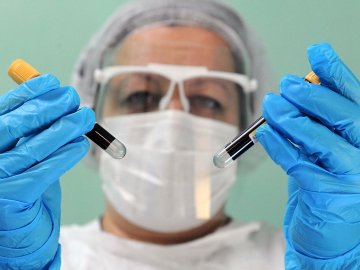 Три смерті і 315 нових випадків: повідомили статистику щодо коронавірусу на Волині за добу