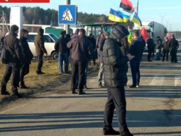 Протести фермерів проти ринку землі: на трасі «Київ-Ковель-Ягодин» відновили рух