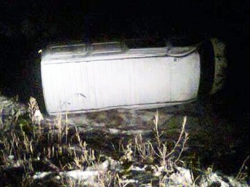 ДТП на Волині: авто злетіло у кювет, є постраждалі