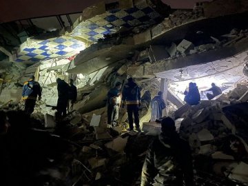 Унаслідок потужного землетрусу у Туреччині і Сирії загинуло понад 500 людей. ОНОВЛЕНО
