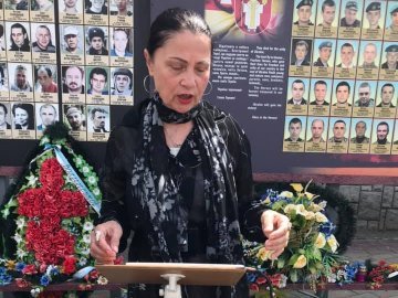 Шарпанина біля стели Героям у Луцьку: поліція прокоментувала інцидент
