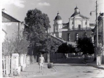 Який вигляд мала вулиця Братковського у Луцьку понад 60 років тому. РЕТРОФОТО 