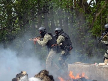 Шестеро українських військових підрвалися на мінах бойовиків
