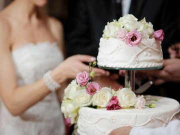 Як замовити найкращий весільний торт*